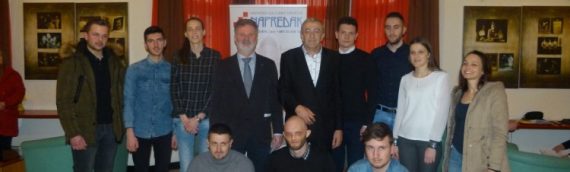 Stipendije Fonda “Ivan Franjo Jukić” za 13 studenata iz BiH