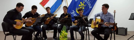 Mandolinski sastav “Stjepan Tomašević” na festivalu “Mandolina Imota” osvojio 3. mjesto